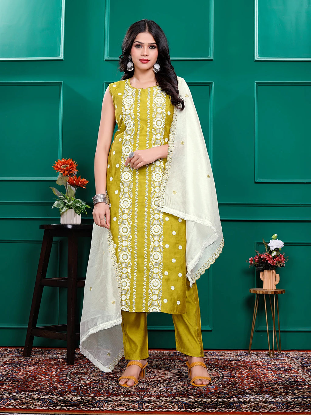 Roman Silk Embrodered Work Kurta Pant Set with Dupatta