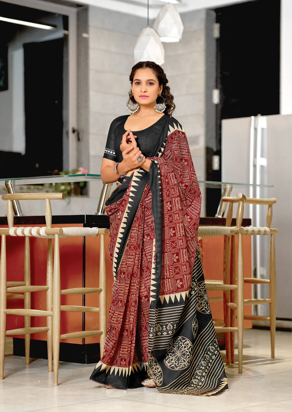 Abstract Print Mulmul Cotton Classic Saree