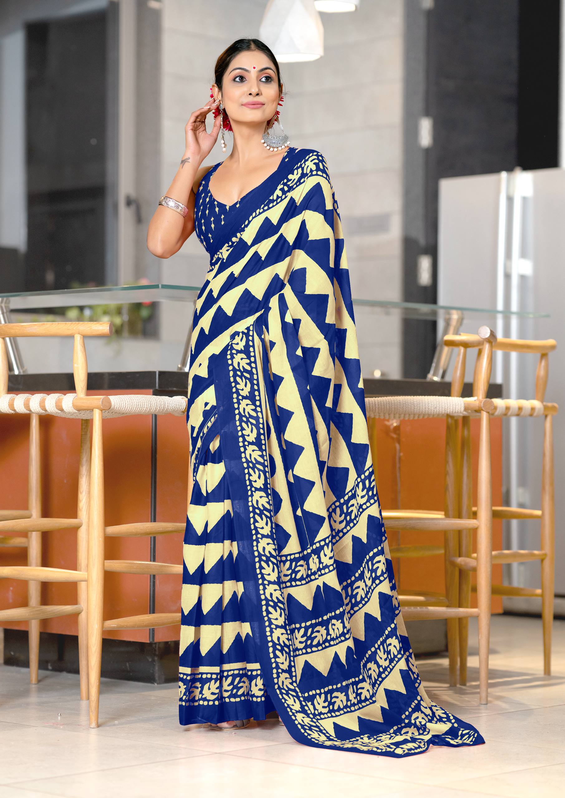 Pure Mulmul Cotton Zigzag Hand Block Printed Saree with Blouse Piece