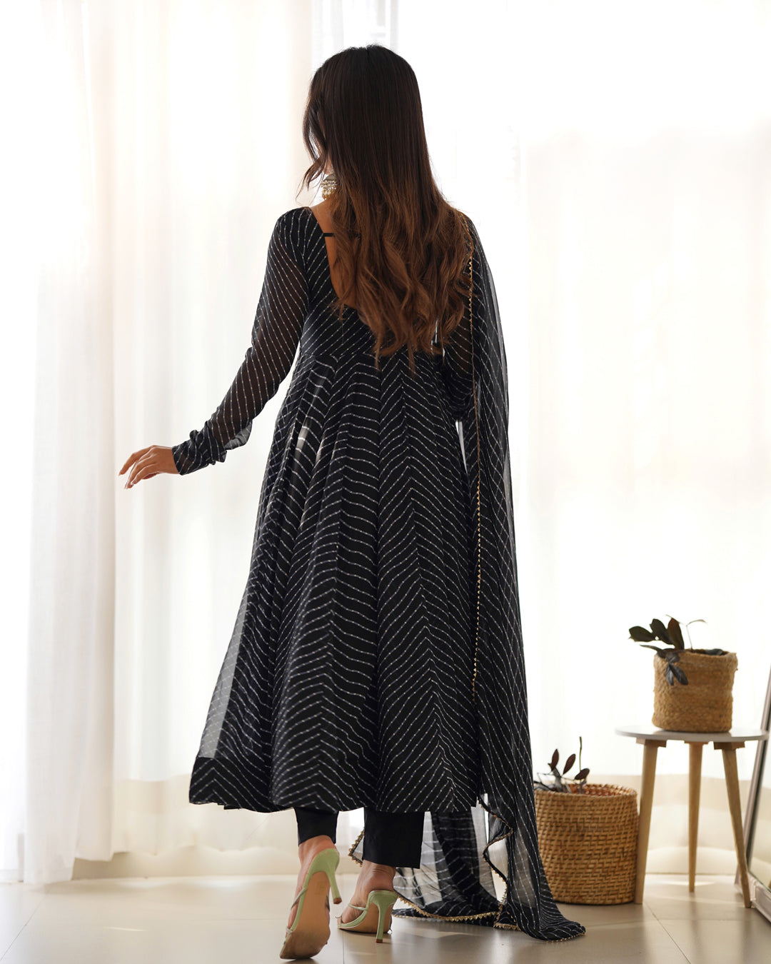 Women Leheriya Printed Georgette Anarkali Kurta Set