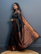 Elegant Patola Print Jacquard Woven Cotton Silk Saree with Zari Butta Work