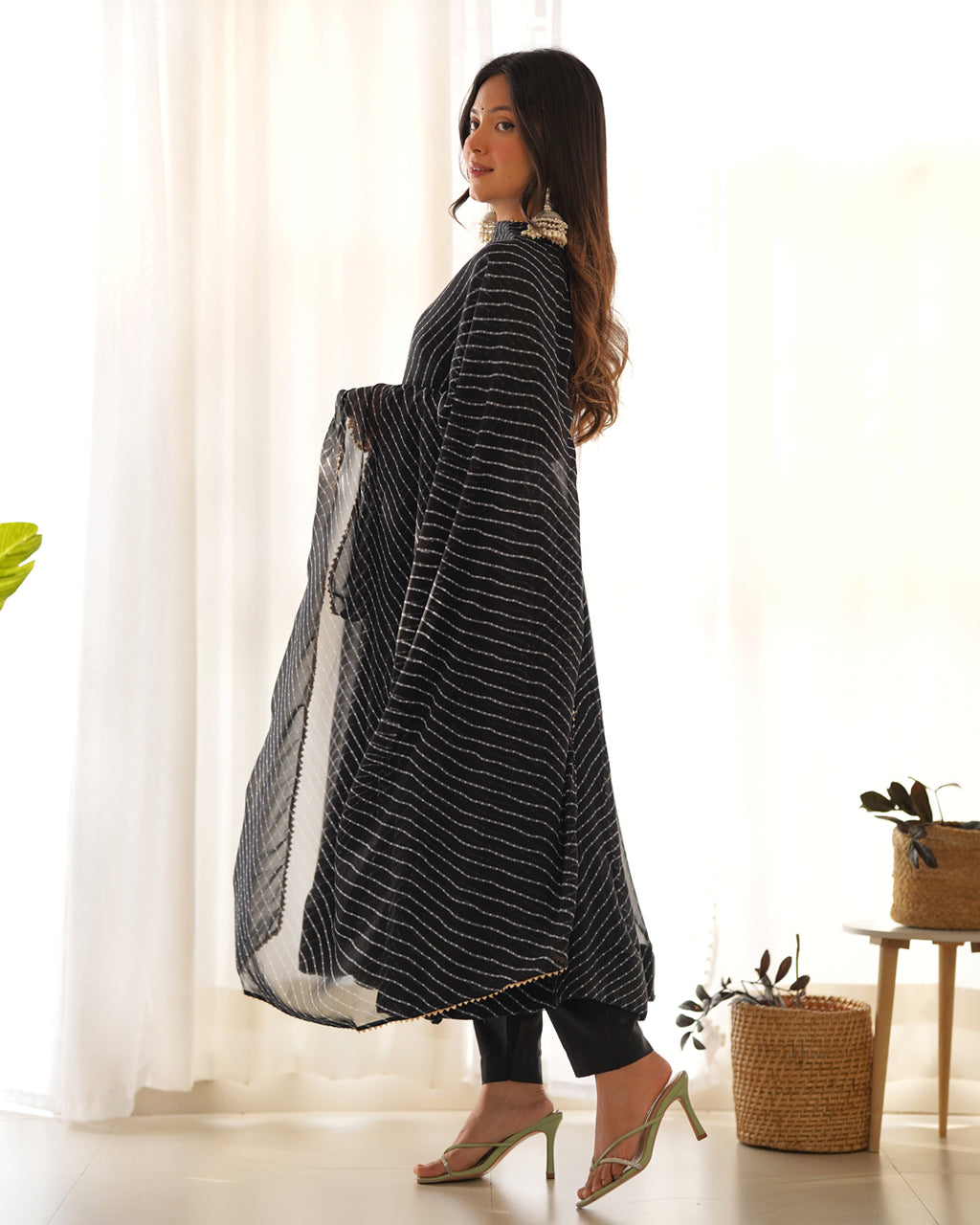 Women Leheriya Printed Georgette Anarkali Kurta Set