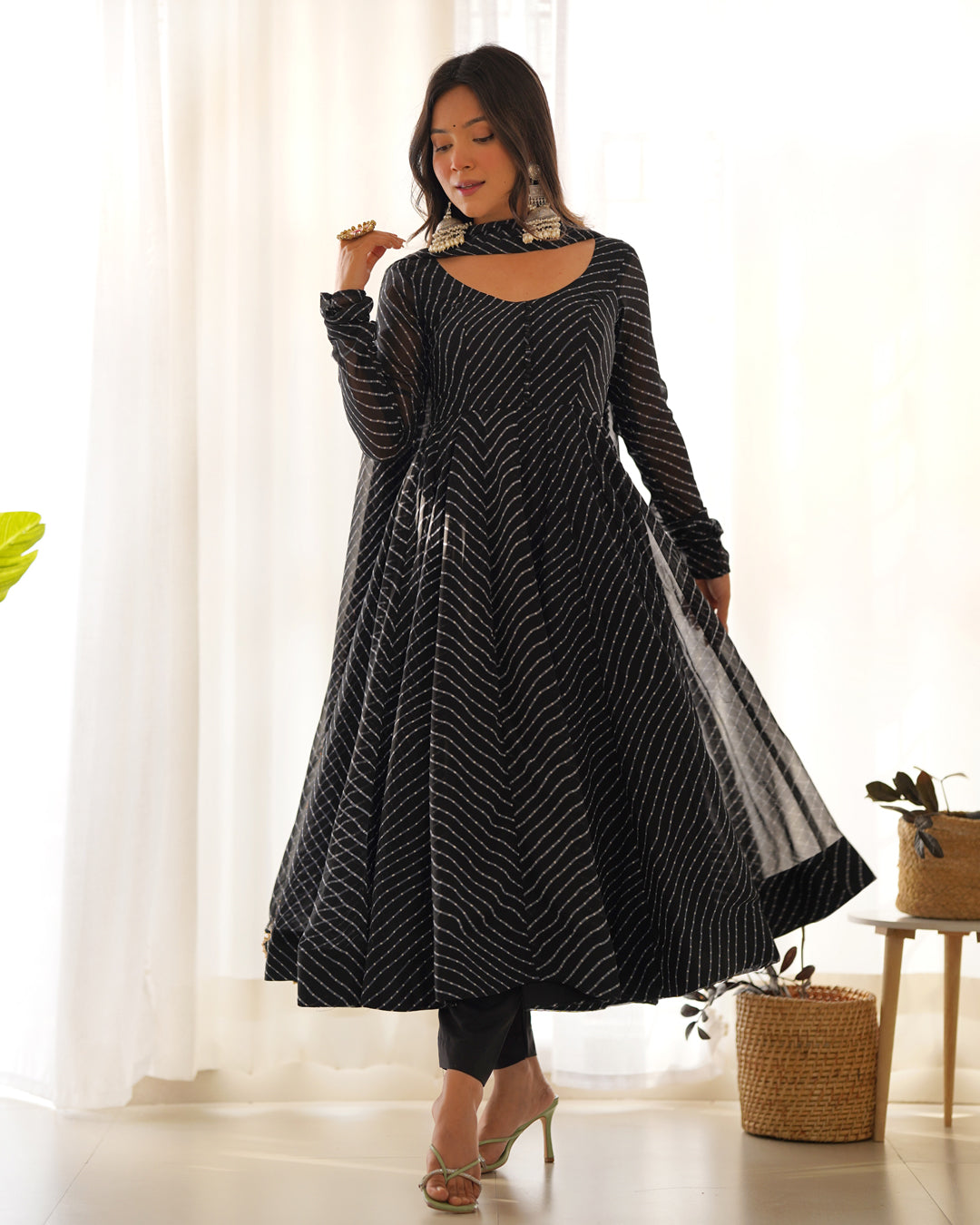Women Leheriya Printed Georgette Anarkali Kurta Set