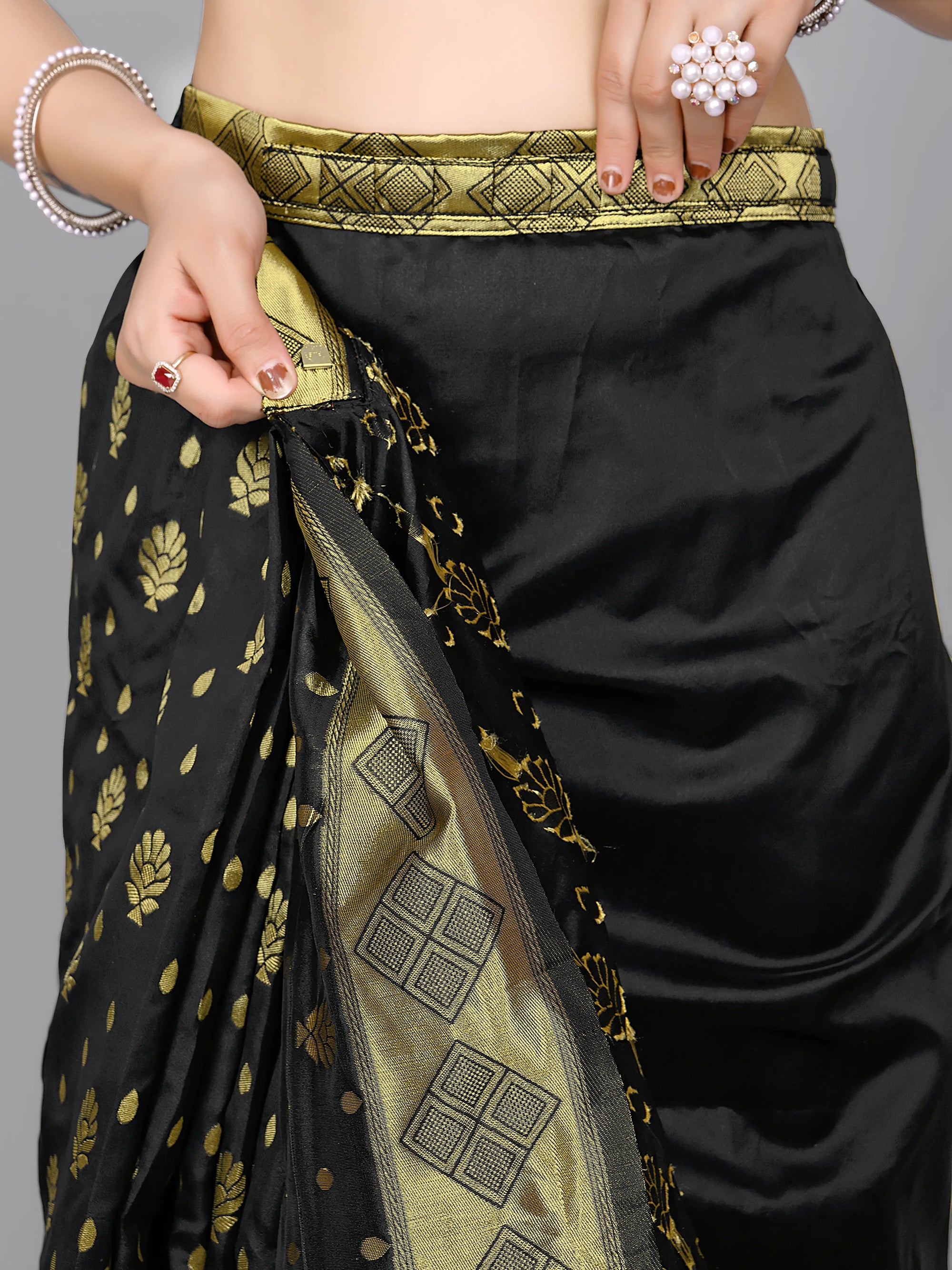 Ready to Wear Woven Banarasi Jacquard Pure Silk Saree