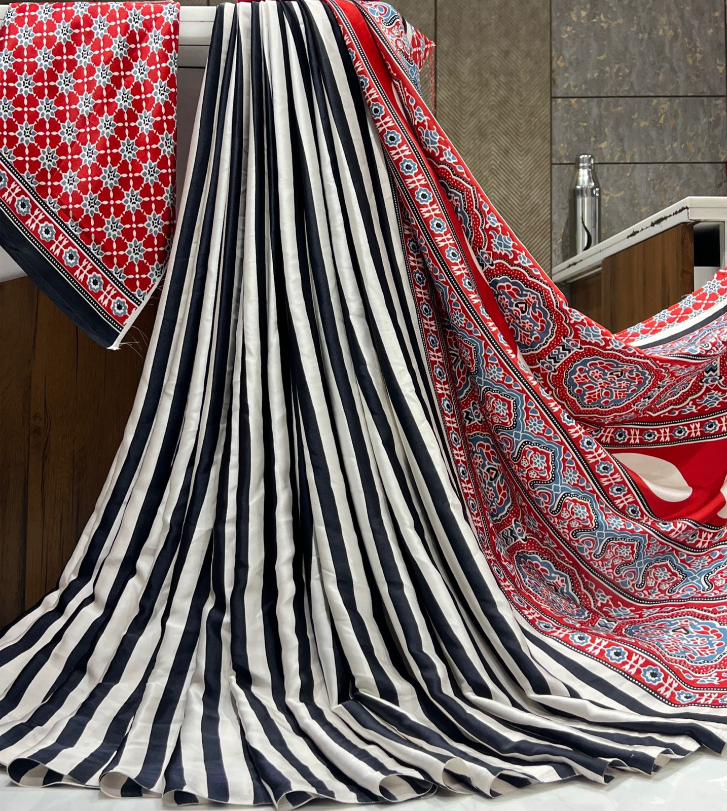 Printed Satin Saree with Unstitched Blouse Piece