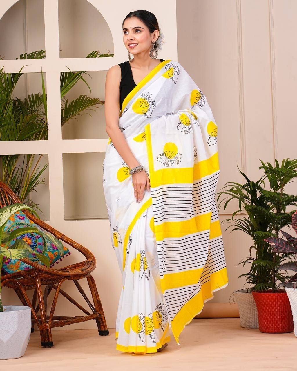 Pure Cotton Floral Printed Saree with Unstitched Blouse Piece