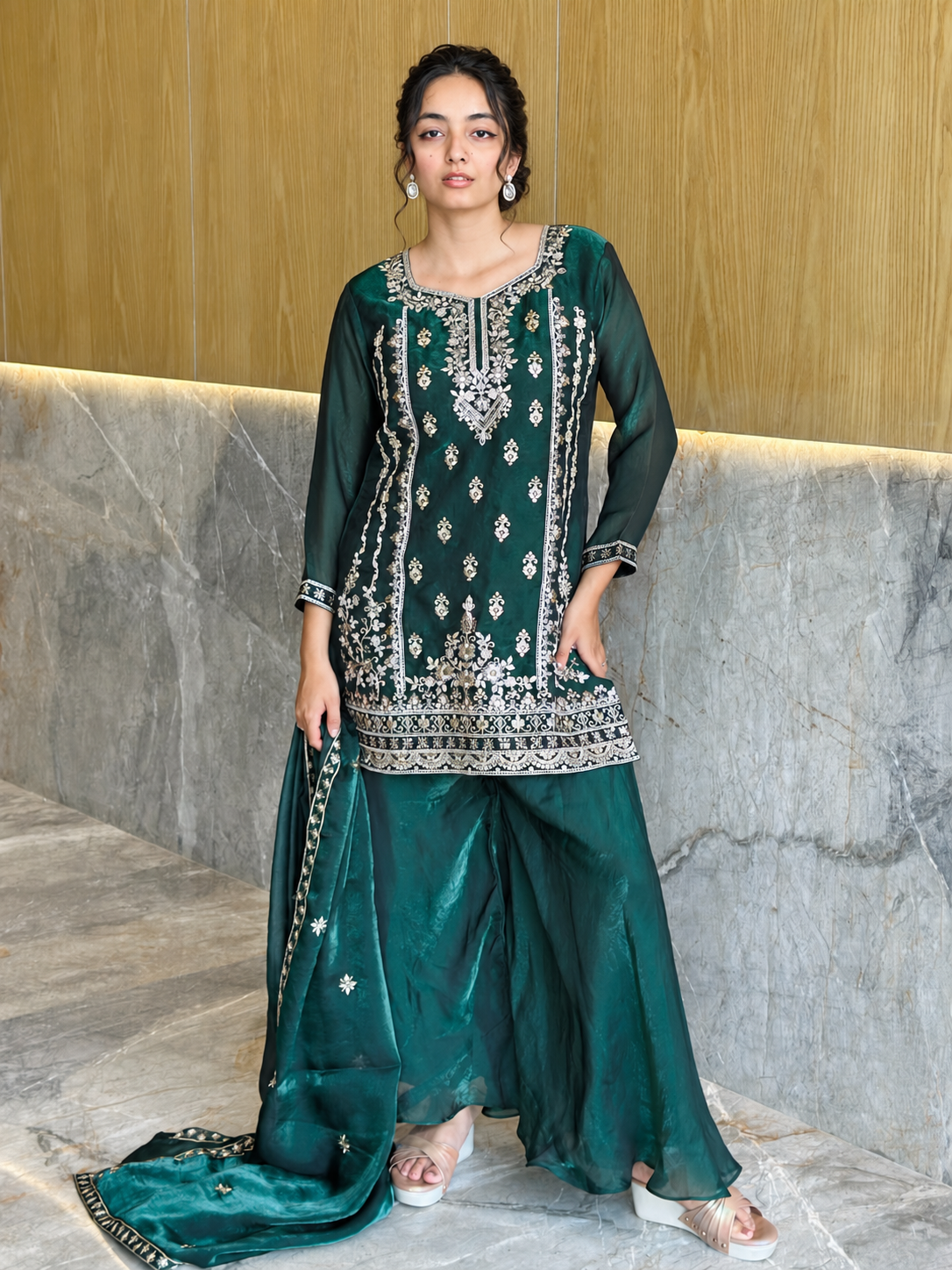 Women’s Emerald Green Embroidered Silk Kurta Palazzo Dupatta Set