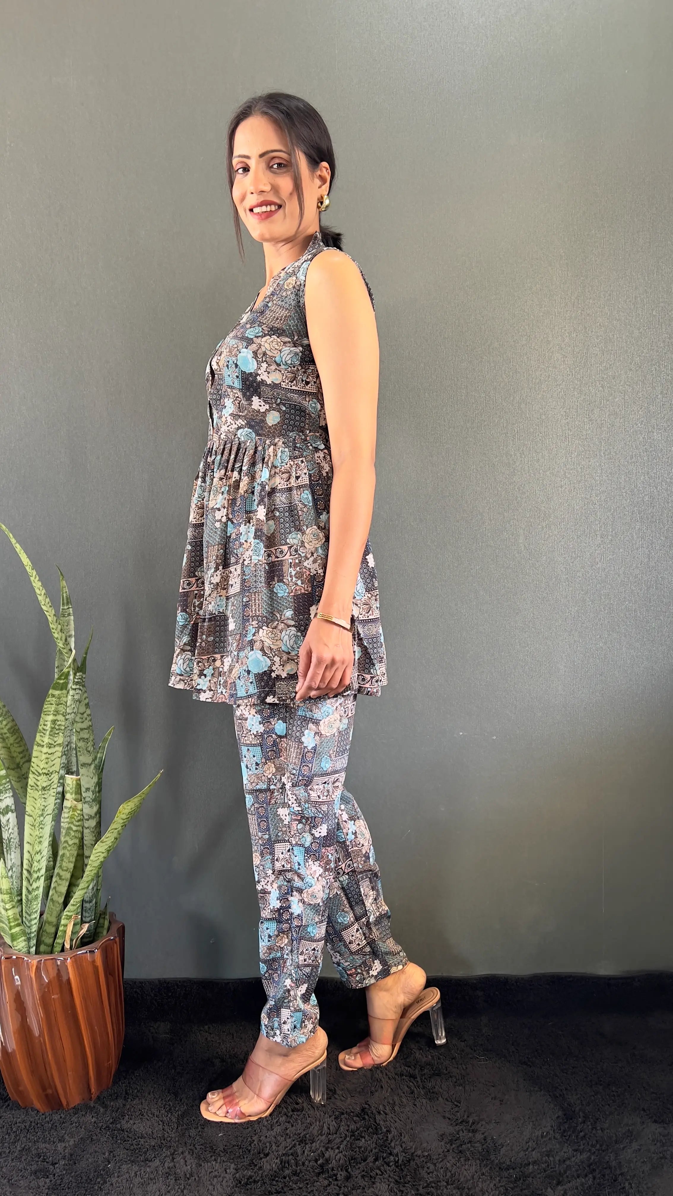 Printed V-Neck Co Ord Sets For Office Wear