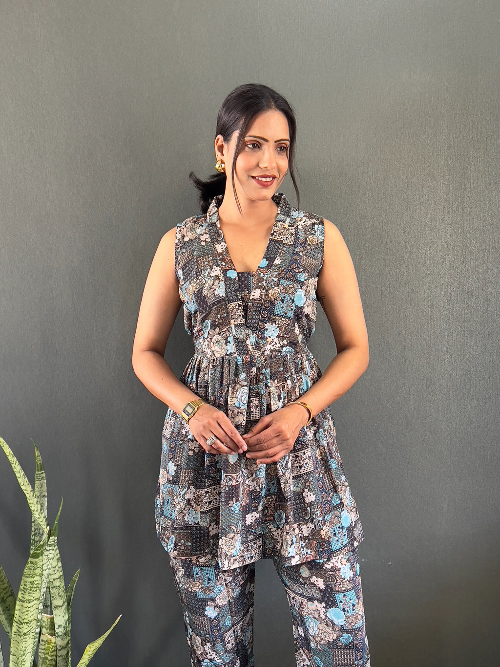 Printed V-Neck Co Ord Sets For Office Wear