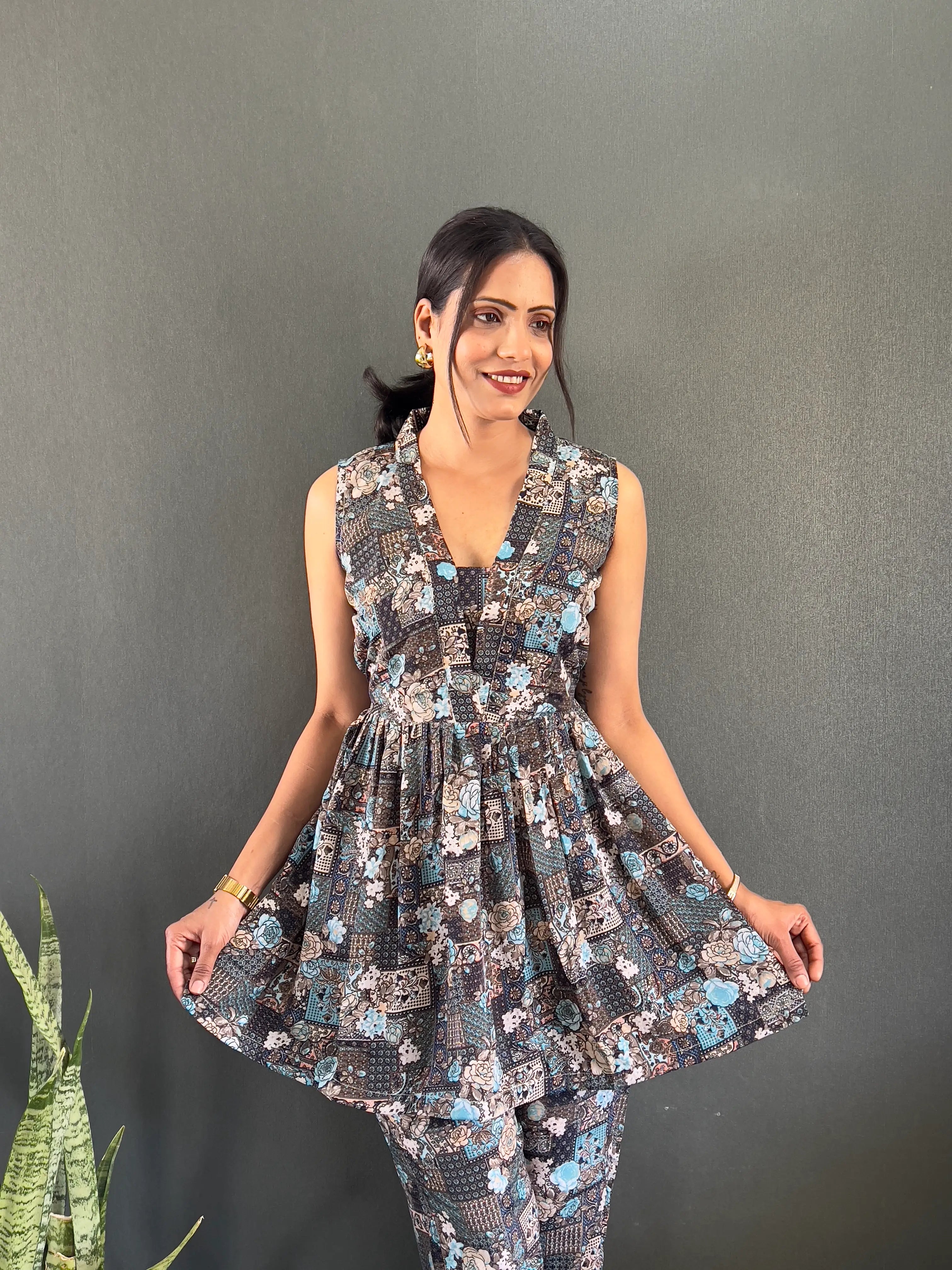 Printed V-Neck Co Ord Sets For Office Wear