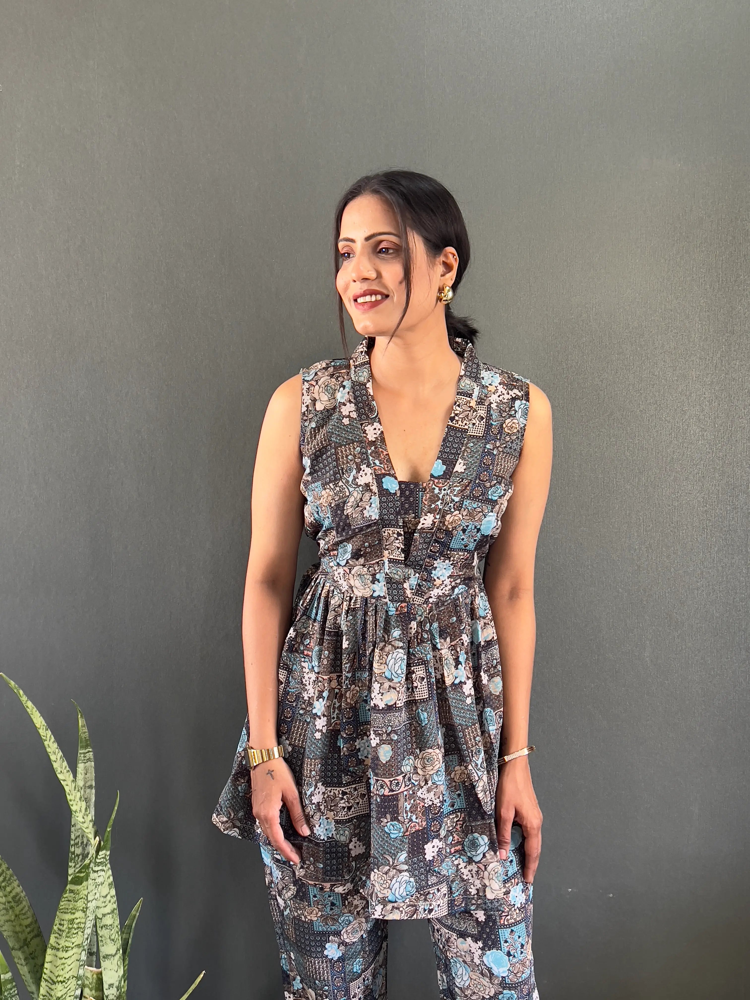Printed V-Neck Co Ord Sets For Office Wear