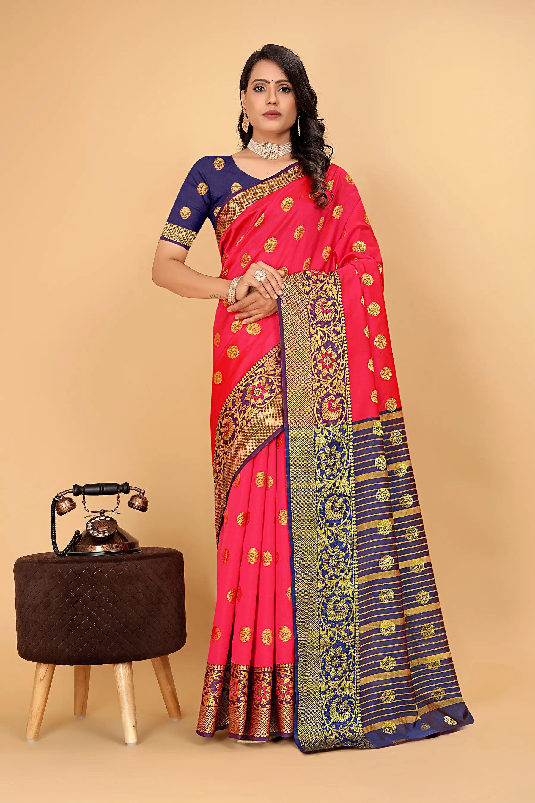 Pionex Woven Katan Kanjivaram Soft Lichi Silk Sarees