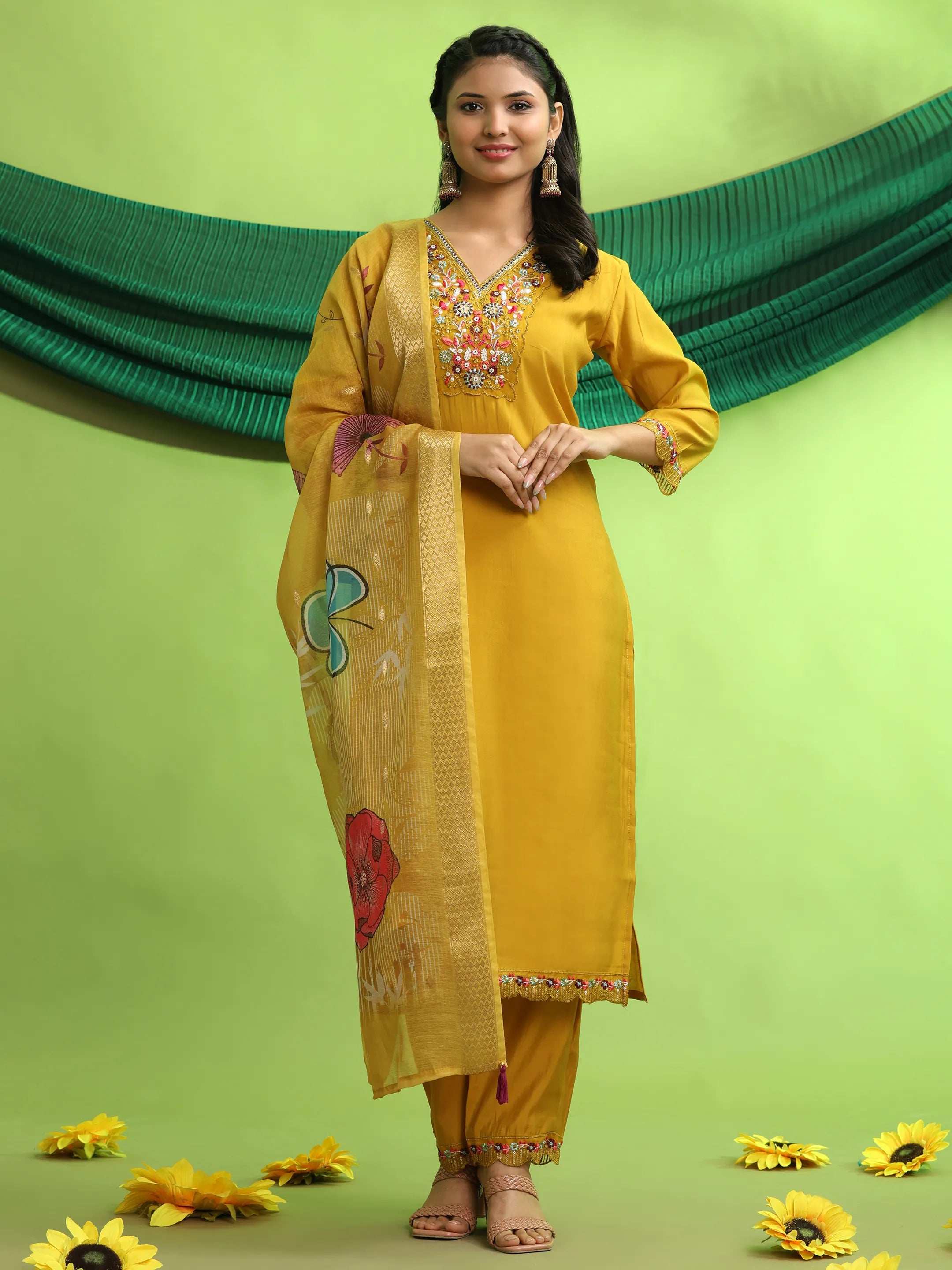 Roman Silk Embroidery Hand Work Kurta Pant Set With Dupatta