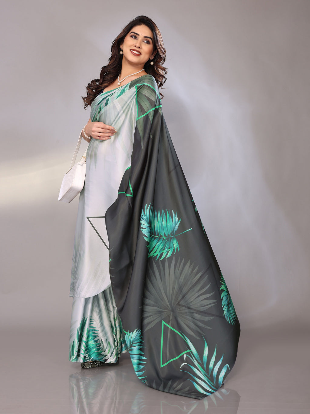 Abstract Print Crepe Silk Saree for Party Wear