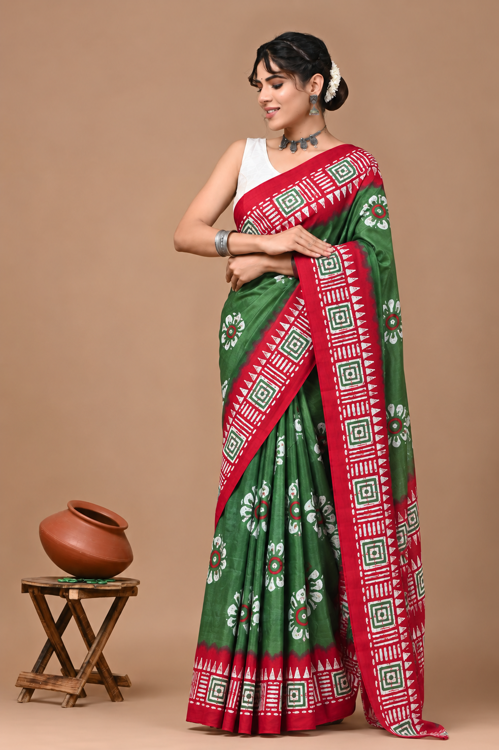 Women’s Mul Cotton Ready To Wear Saree with Floral Printed Pattern