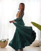 GREEN