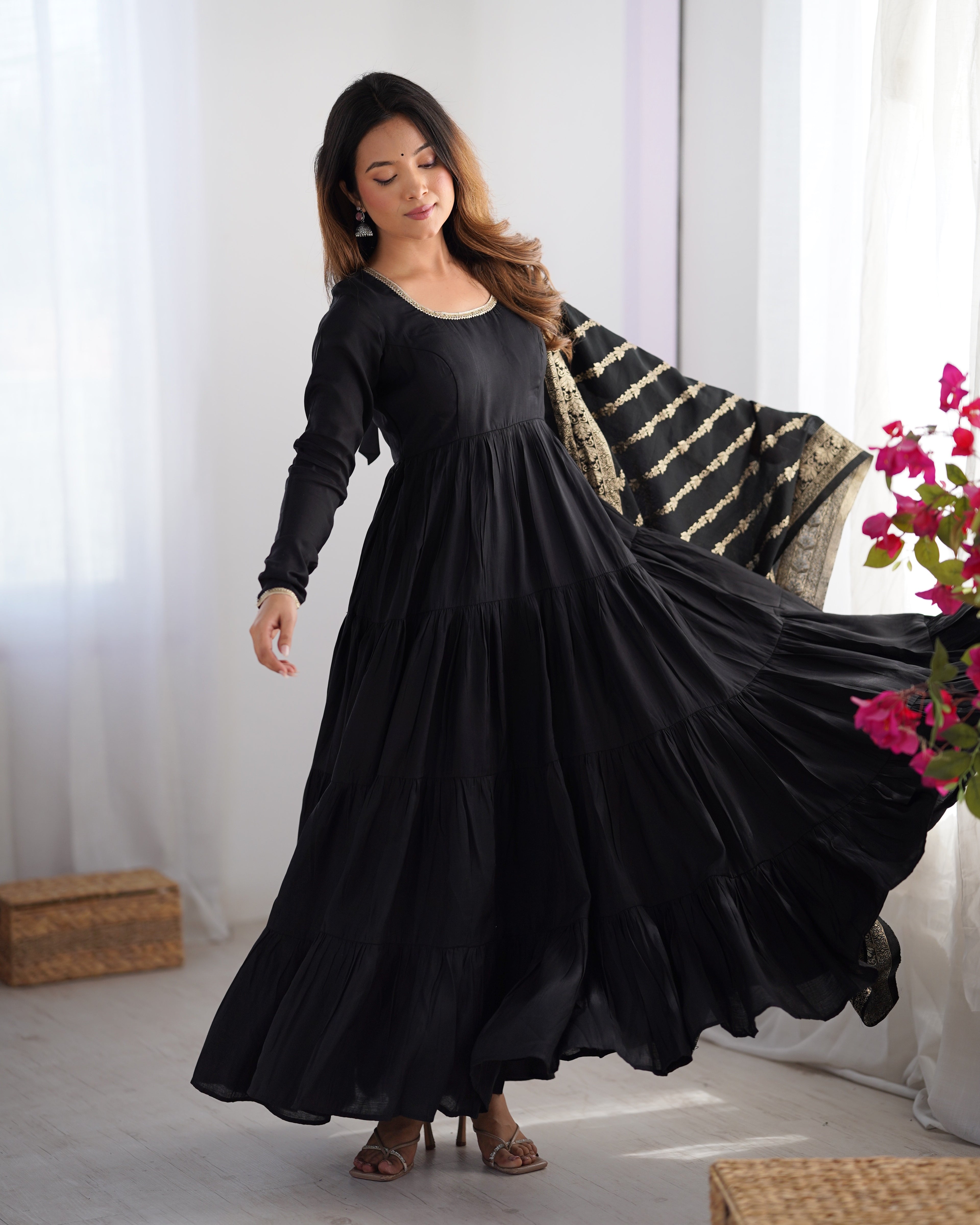 Roman Silk Chanderi Fully Flared Anarkali Suit Set