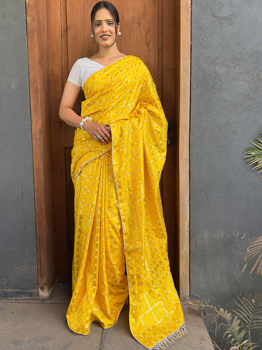 Floral Print Bandhani Silk Blend Saree