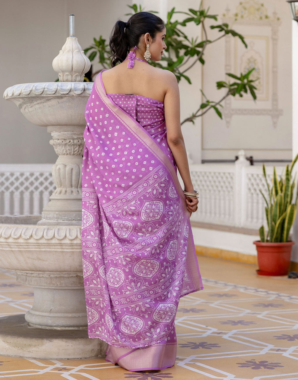Ready-to-Wear Dola Silk Bandhani Saree with Zari Woven Chevron Border & Designer Pallu