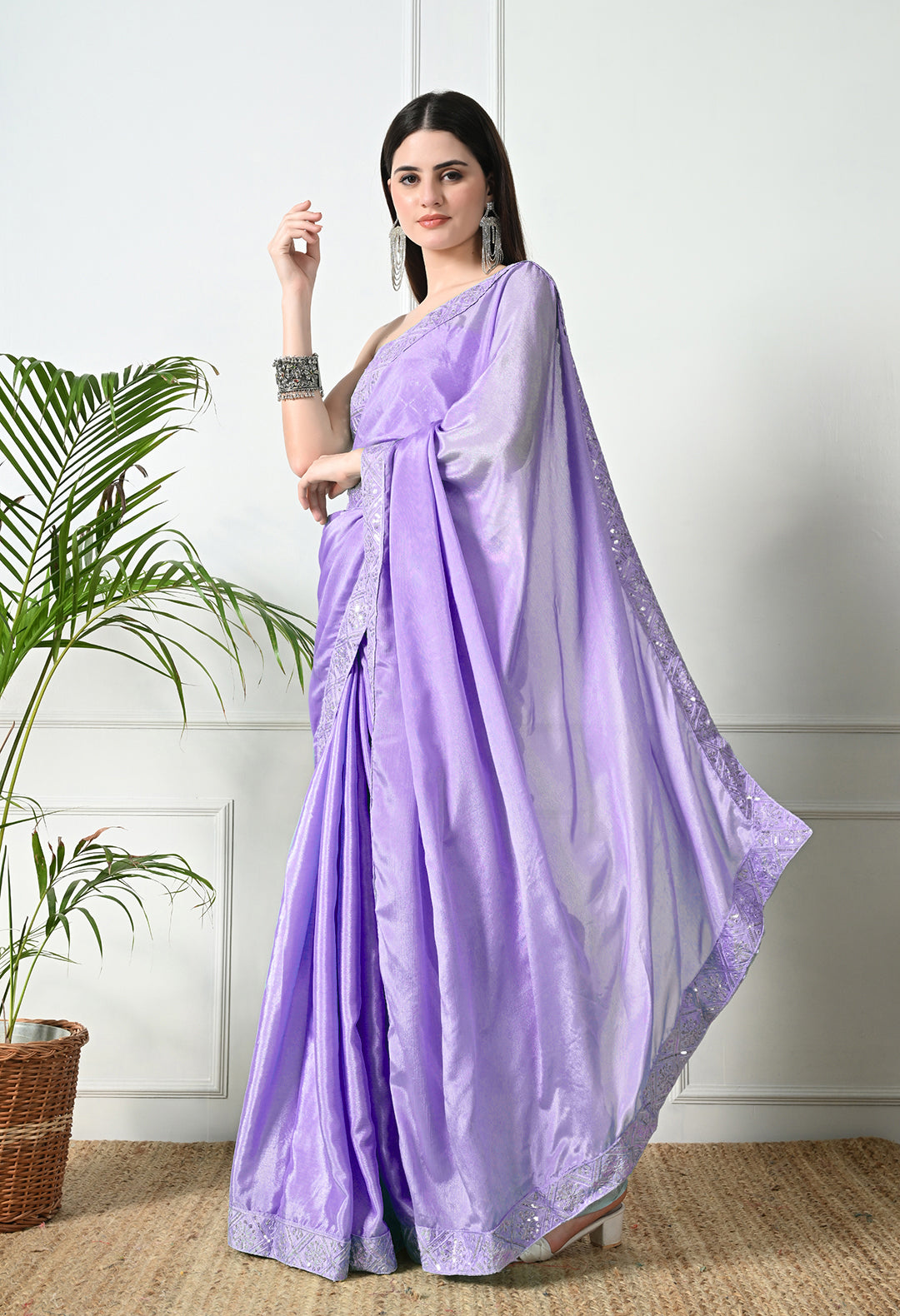 Chinon Solid Saree with Embroidered Lace Border
