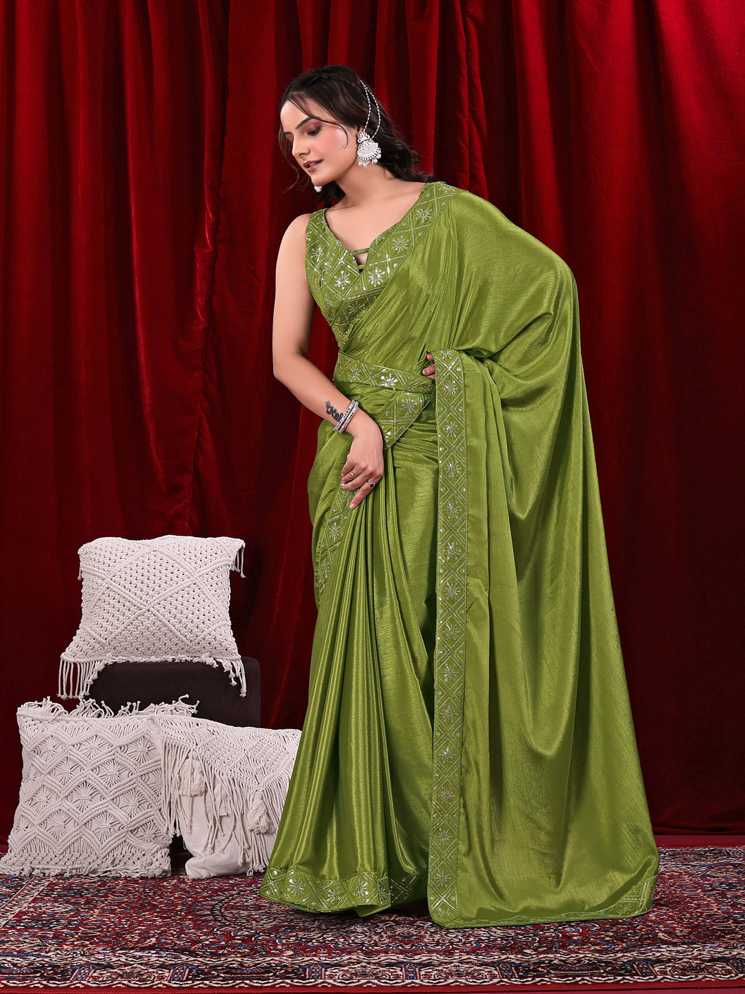 Chinon Solid Saree with Embroidered Lace Border