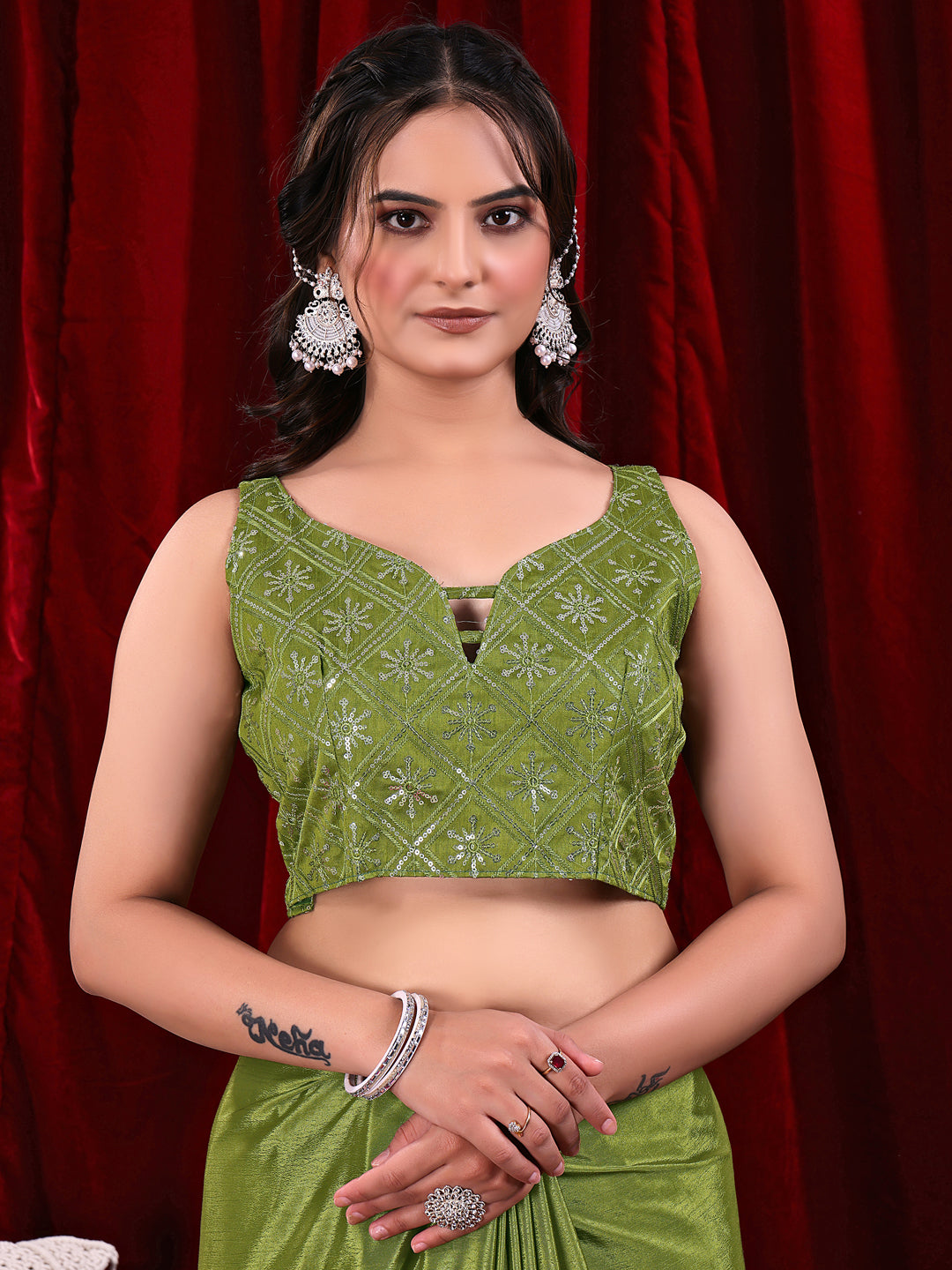 Chinon Solid Saree with Embroidered Lace Border