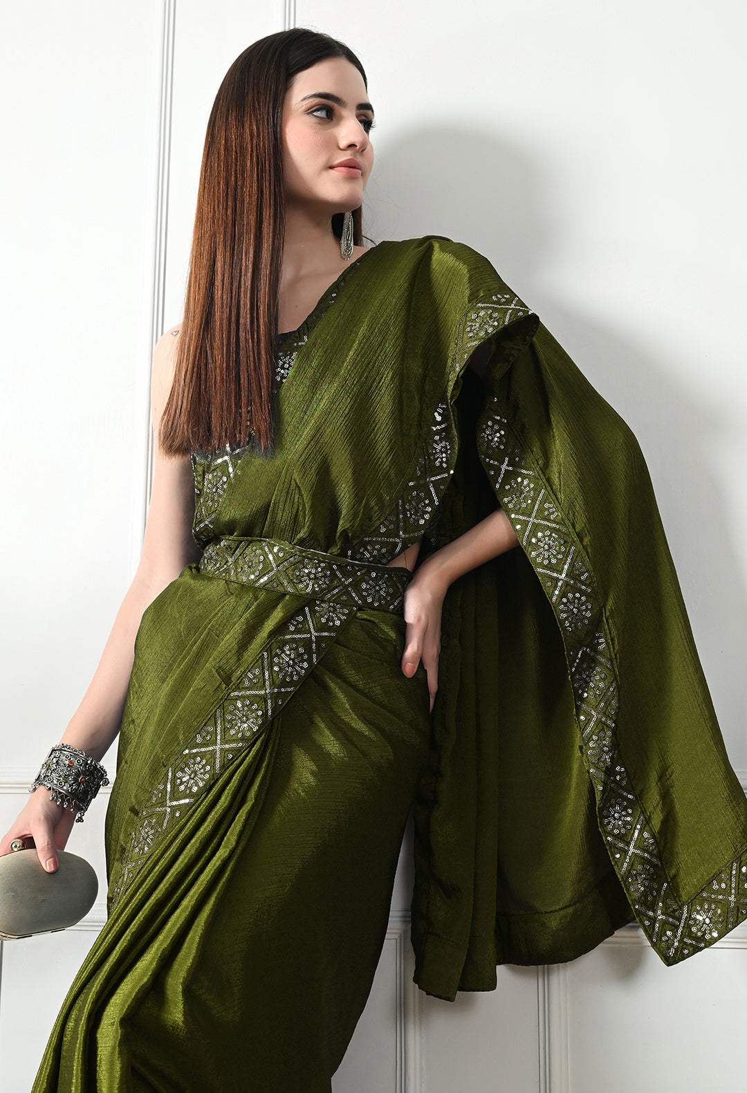 Chinon Solid Saree with Embroidered Lace Border