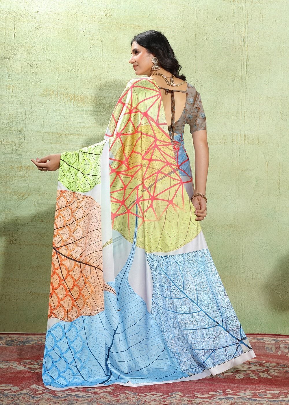 Abstract Print Crepe Silk Saree for Party Wear