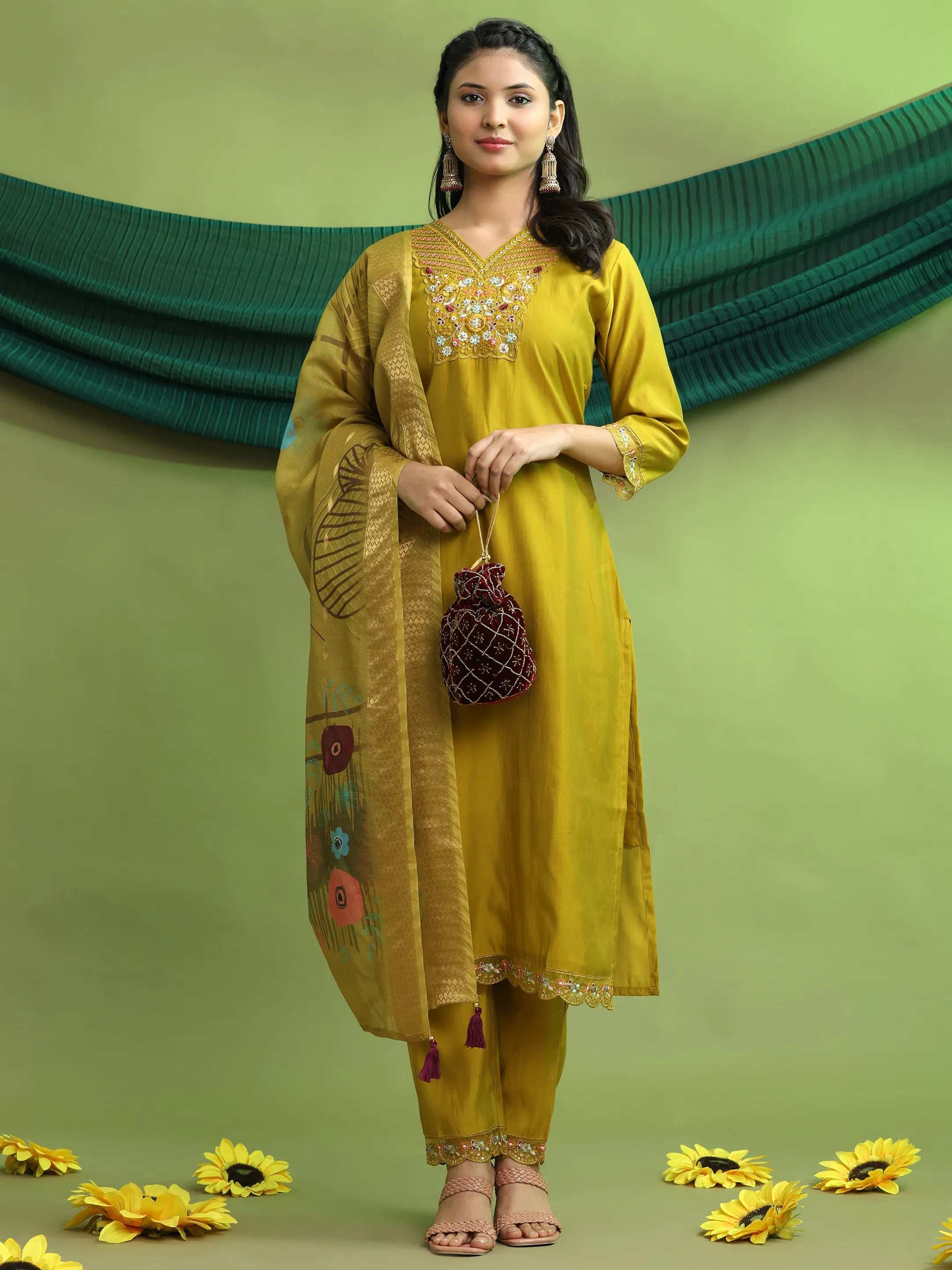 Roman Silk Embroidery Hand Work Kurta Pant Set With Dupatta