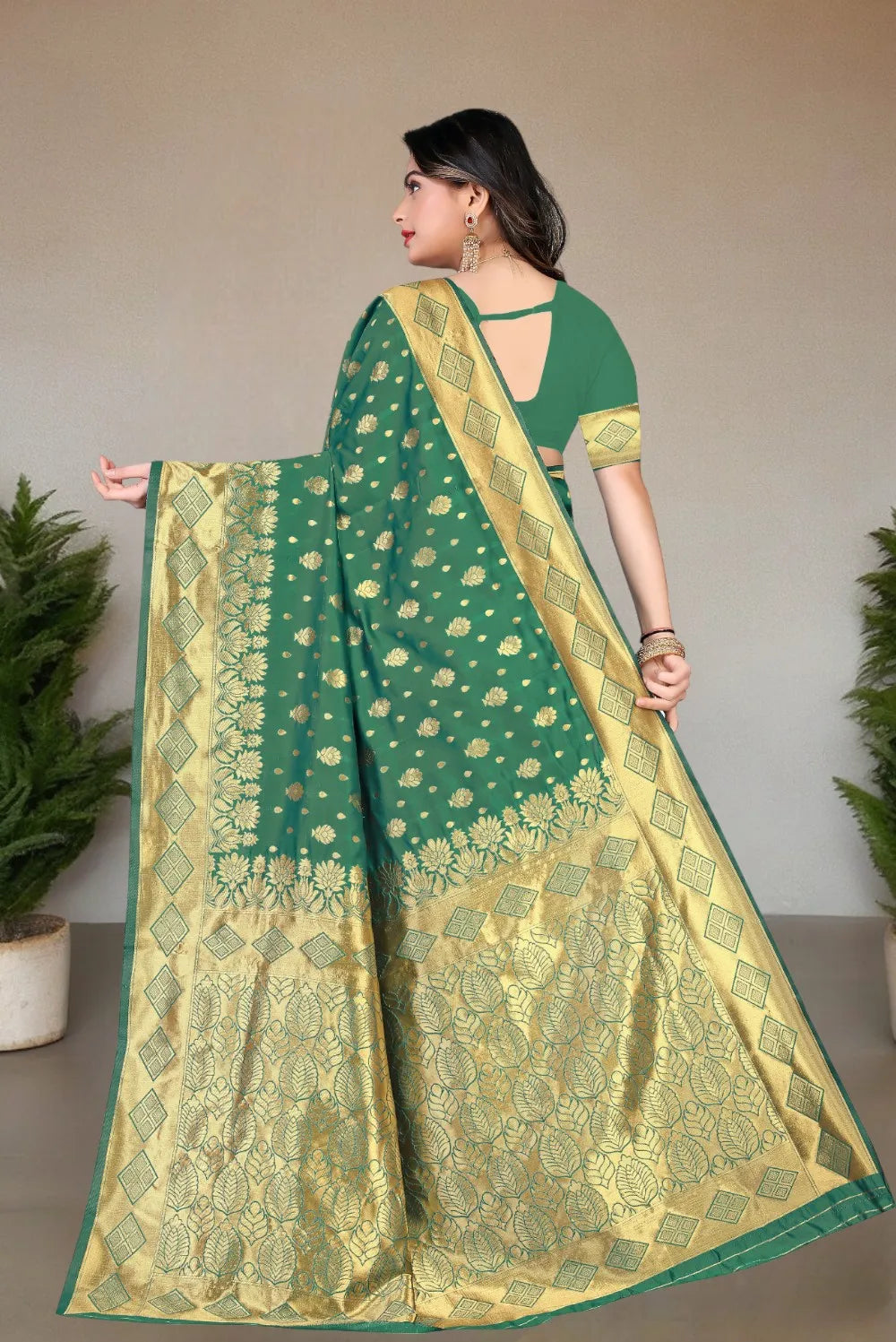 Pionex Woven Kanjivaram Jacquard Pure Silk Saree