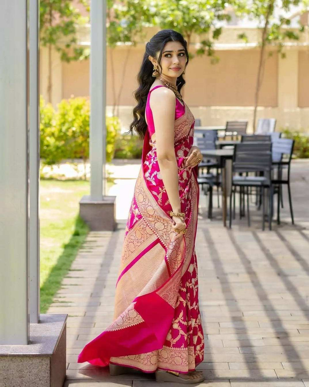 Soft Banarasi Silk Jacquard Zari Woven Pink Saree