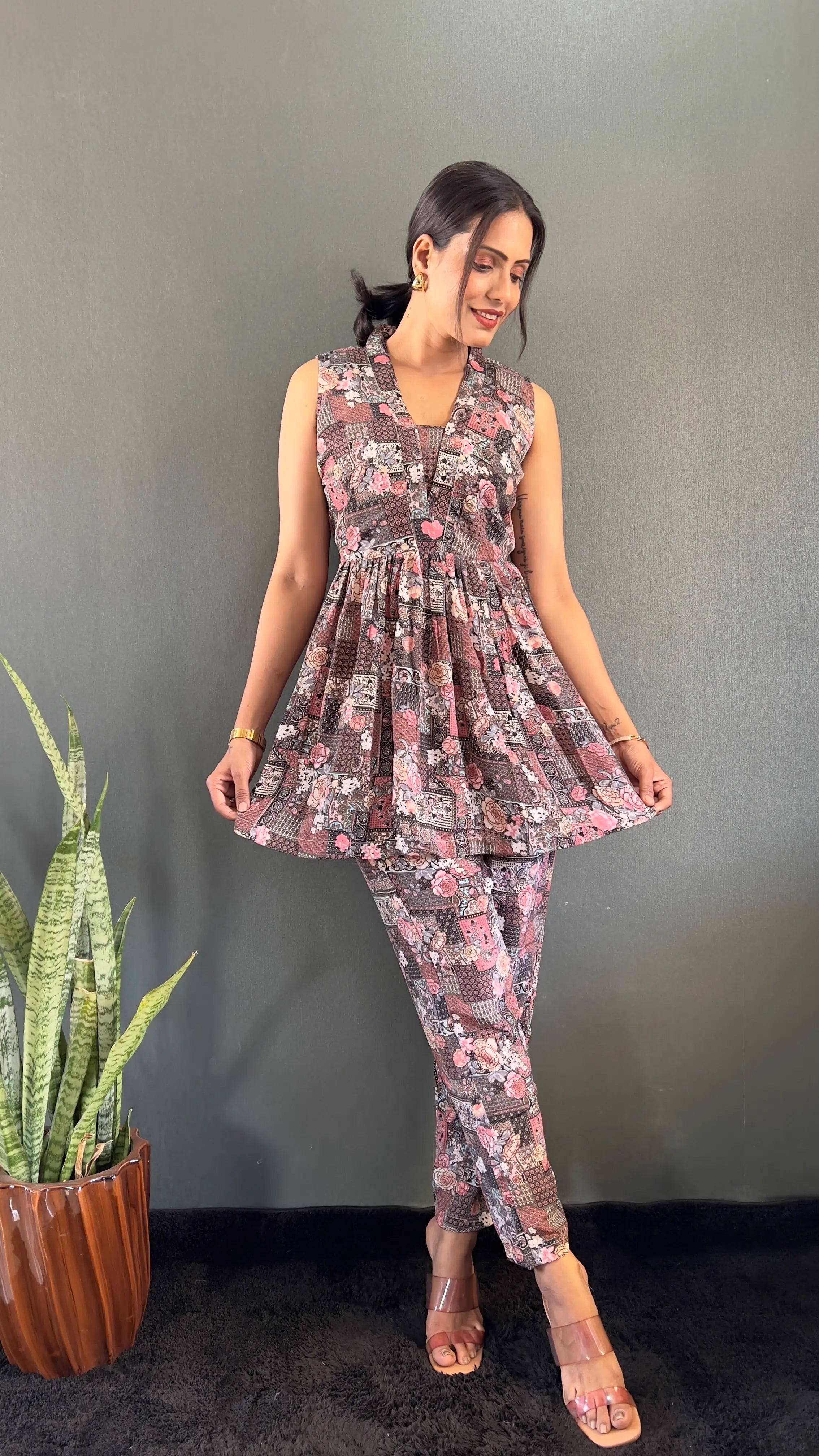 Printed V-Neck Co Ord Sets For Office Wear