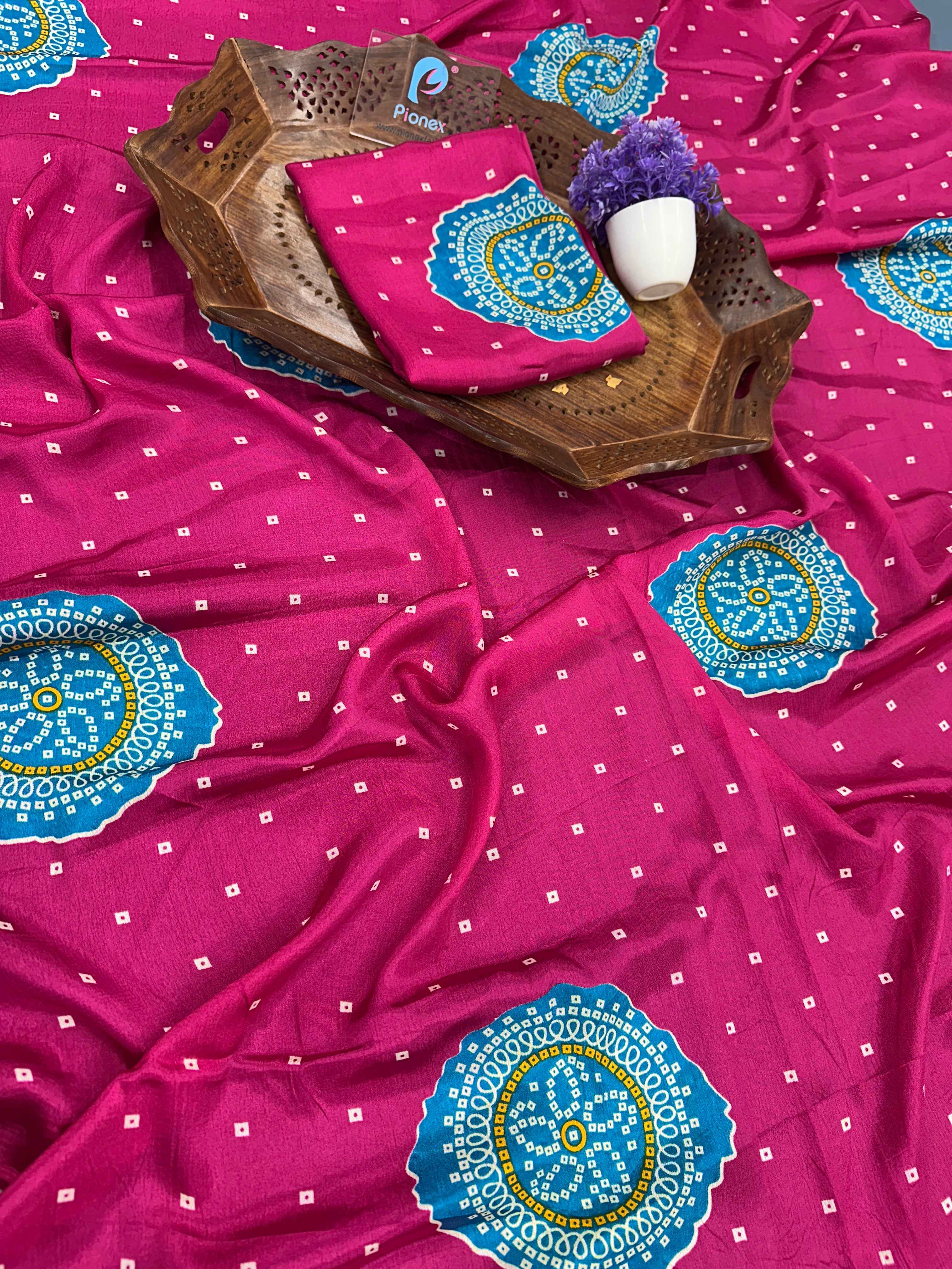 Trendy Chinnon Saree with Jaipuri Bandhani Print and Blouse Piece