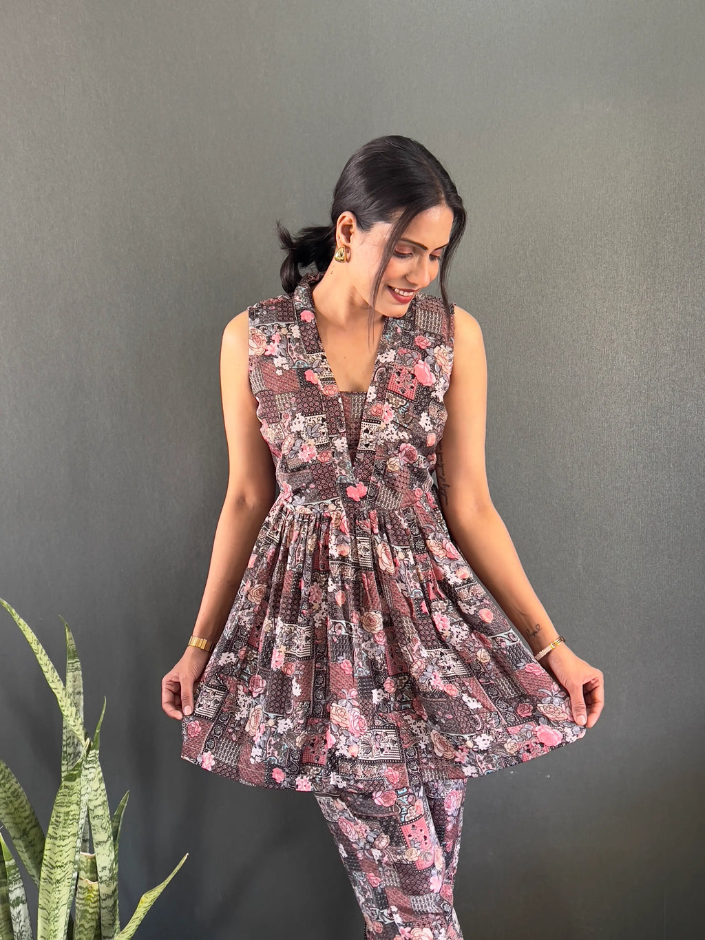 Printed V-Neck Co Ord Sets For Office Wear