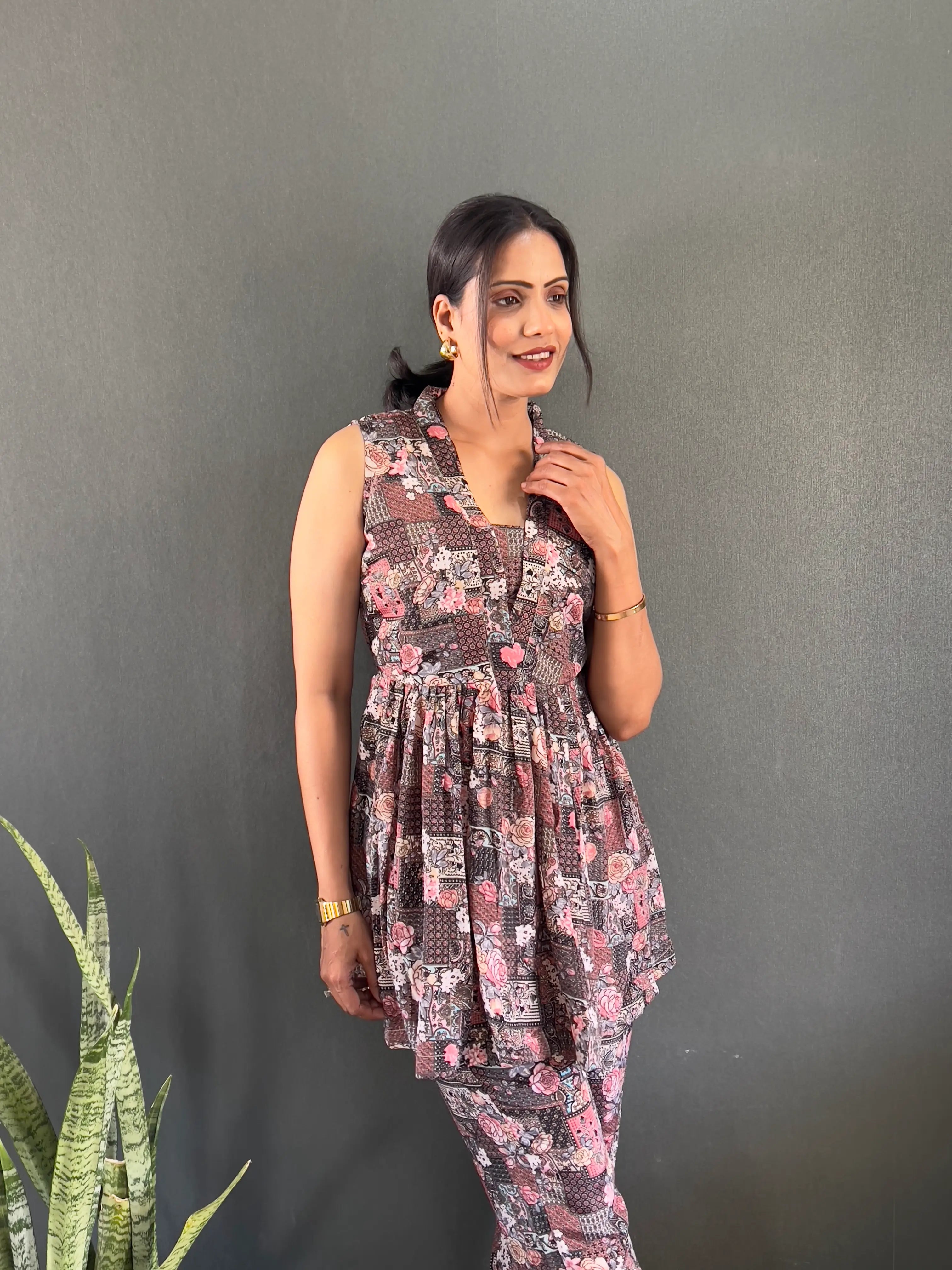 Printed V-Neck Co Ord Sets For Office Wear