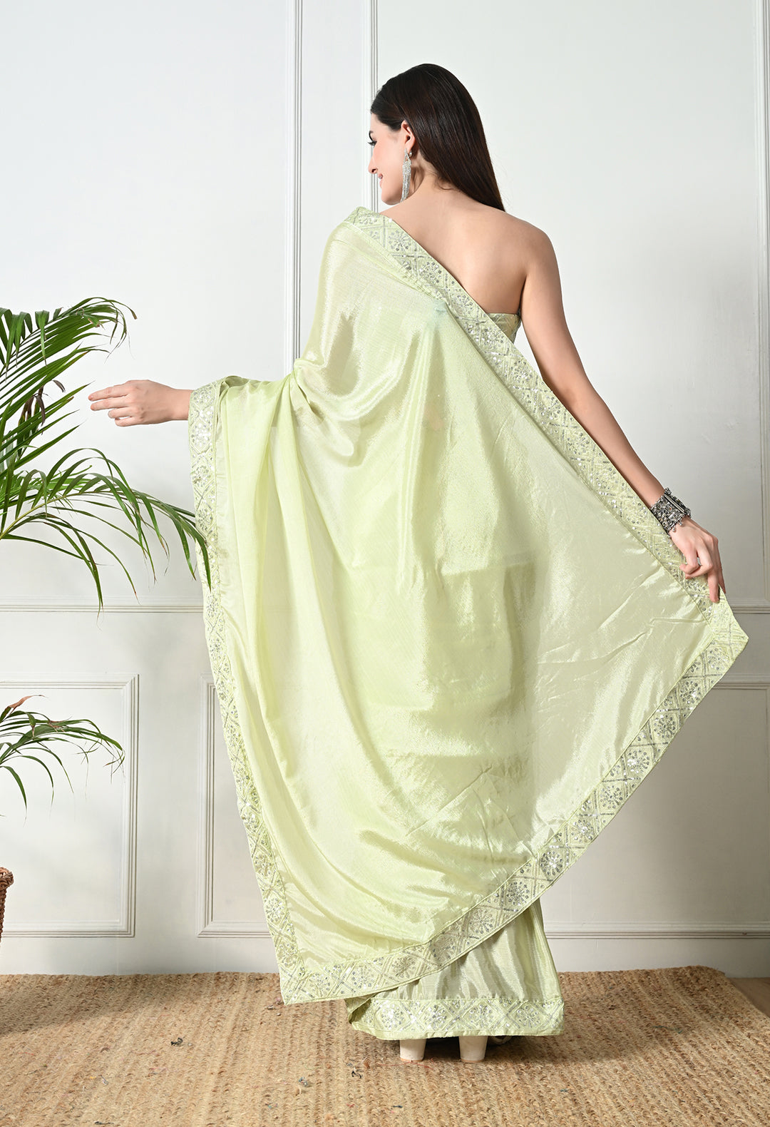 Chinon Solid Saree with Embroidered Lace Border