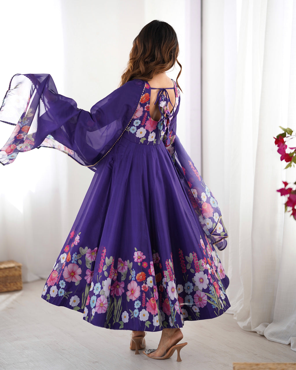 Women Floral Printed Organza Silk Flared Anarkali Kurta Set