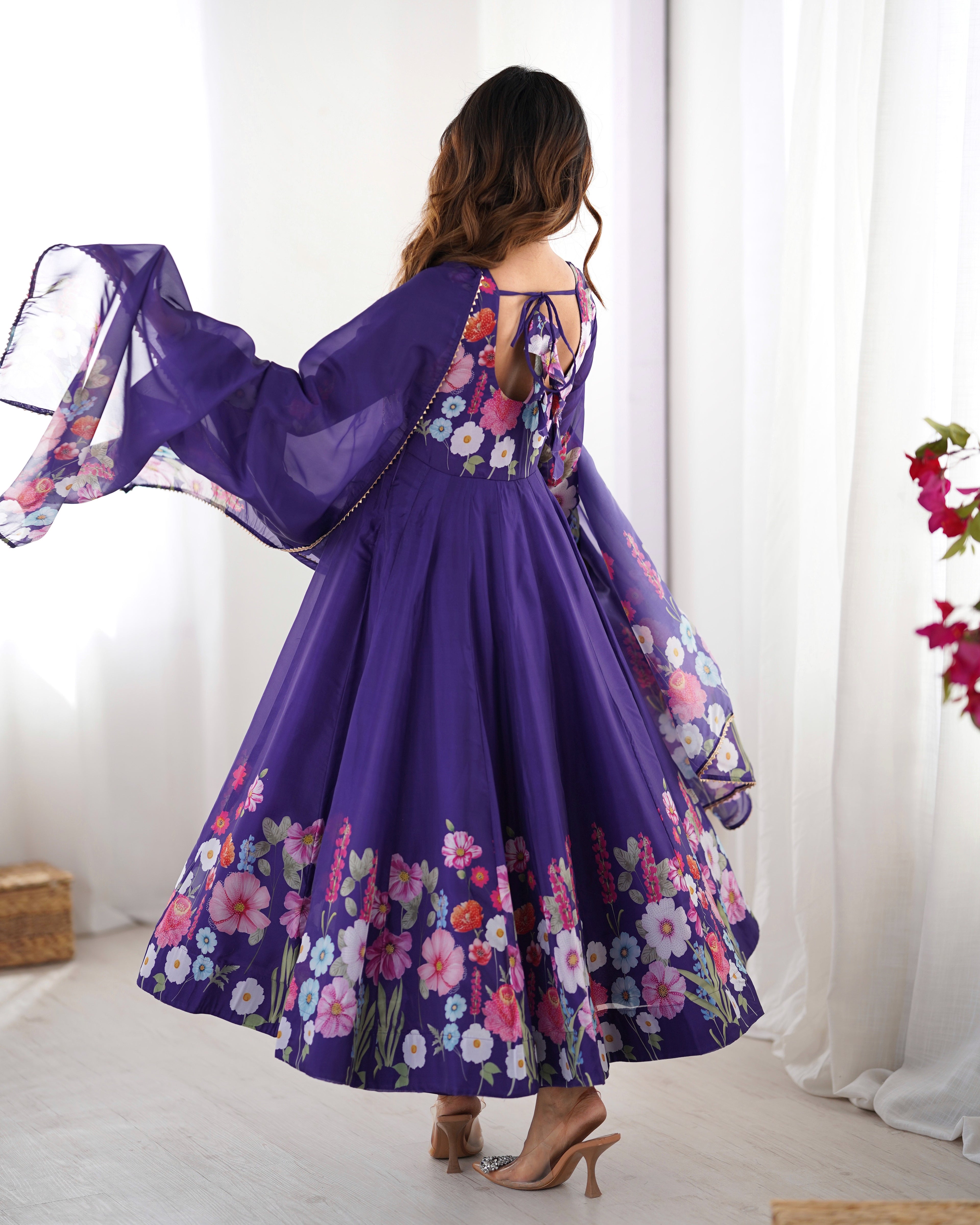 Women Floral Printed Organza Silk Flared Anarkali Kurta Set