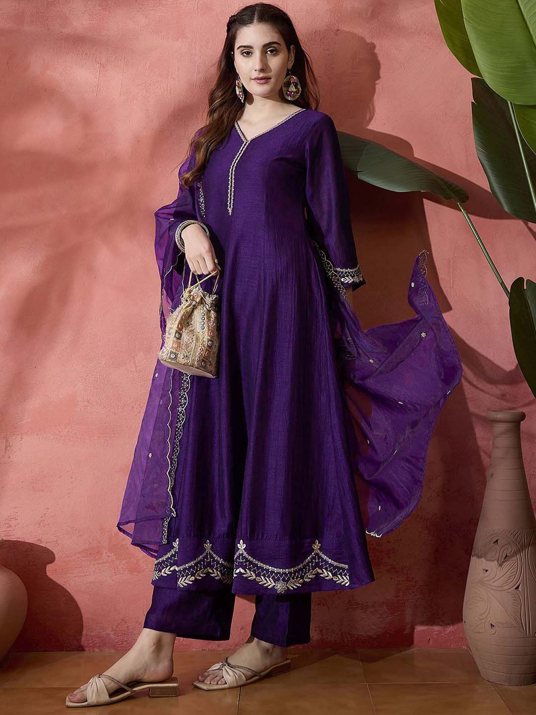 Elegant Zari Embroidered Silk Blend Anarkali Set