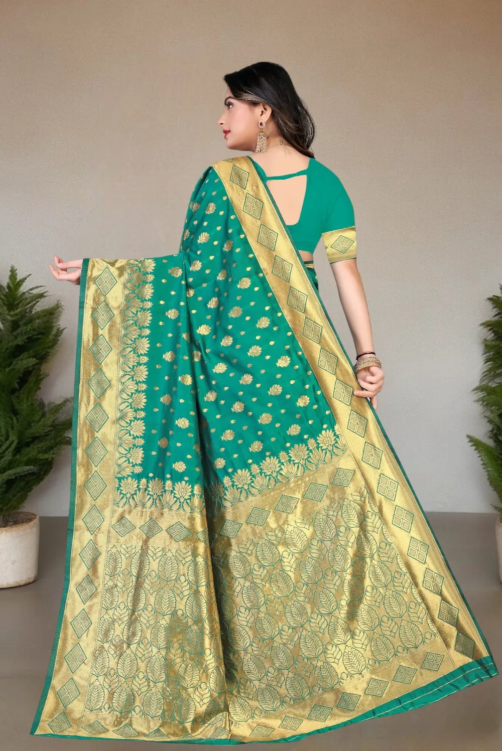 Pionex Woven Kanjivaram Jacquard Pure Silk Saree