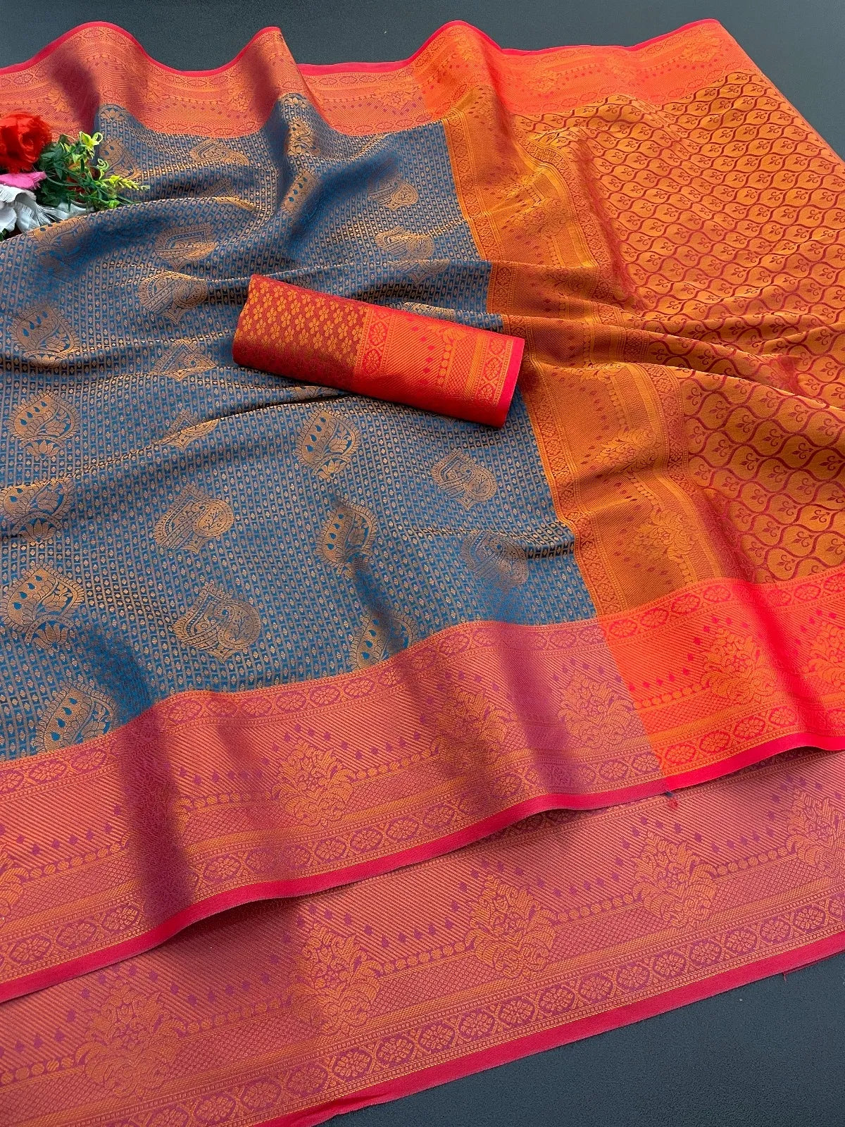 Woven Kanjivaram Soft Silk Copper Rich Pallu Saree