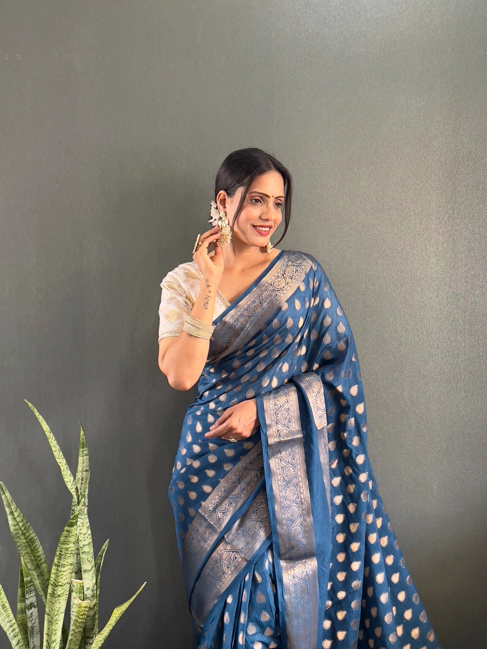Ready to Wear Pure Banarasi Georgette Saree With Ready Made Blouse