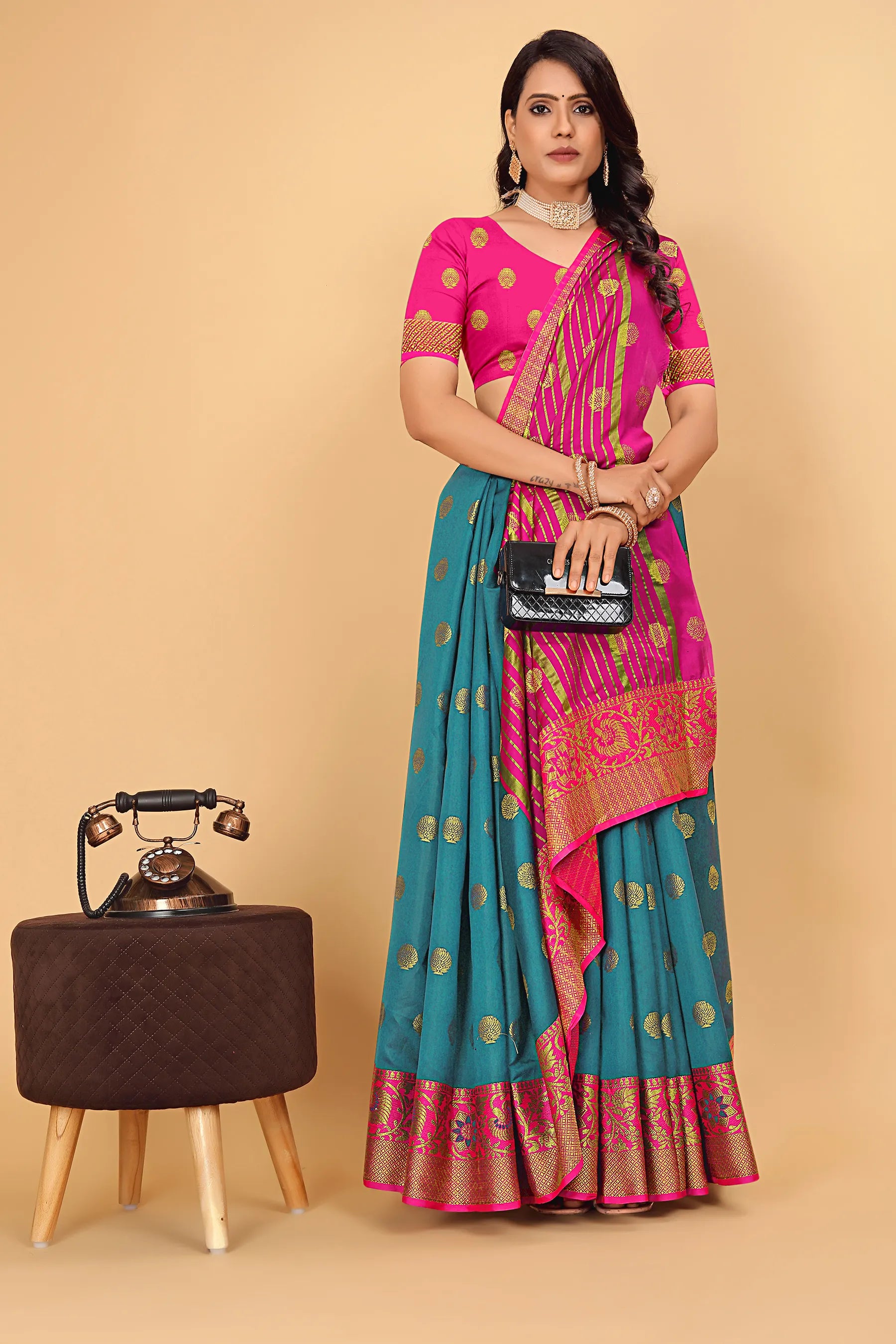 Pionex Woven Katan Kanjivaram Soft Lichi Silk Sarees