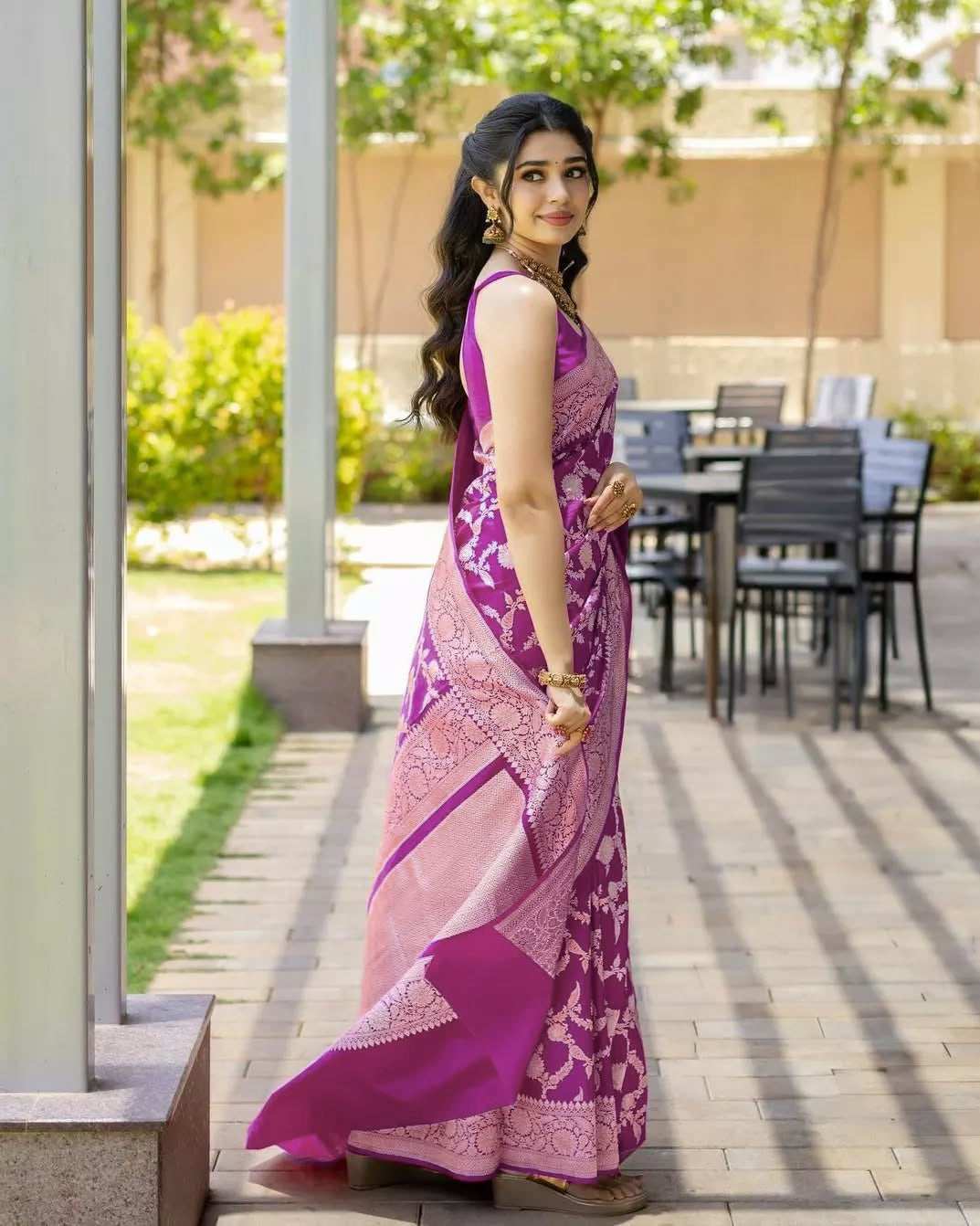 Soft Banarasi Silk Jacquard Zari Woven Pink Saree