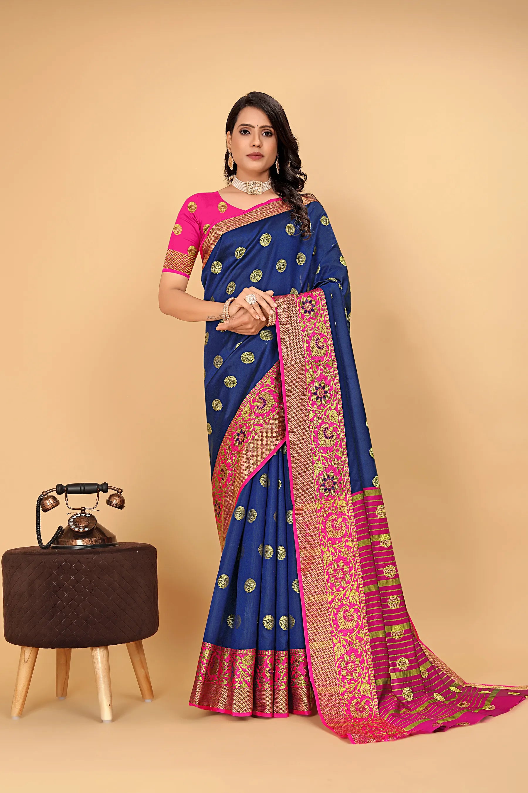 Pionex Woven Katan Kanjivaram Soft Lichi Silk Sarees