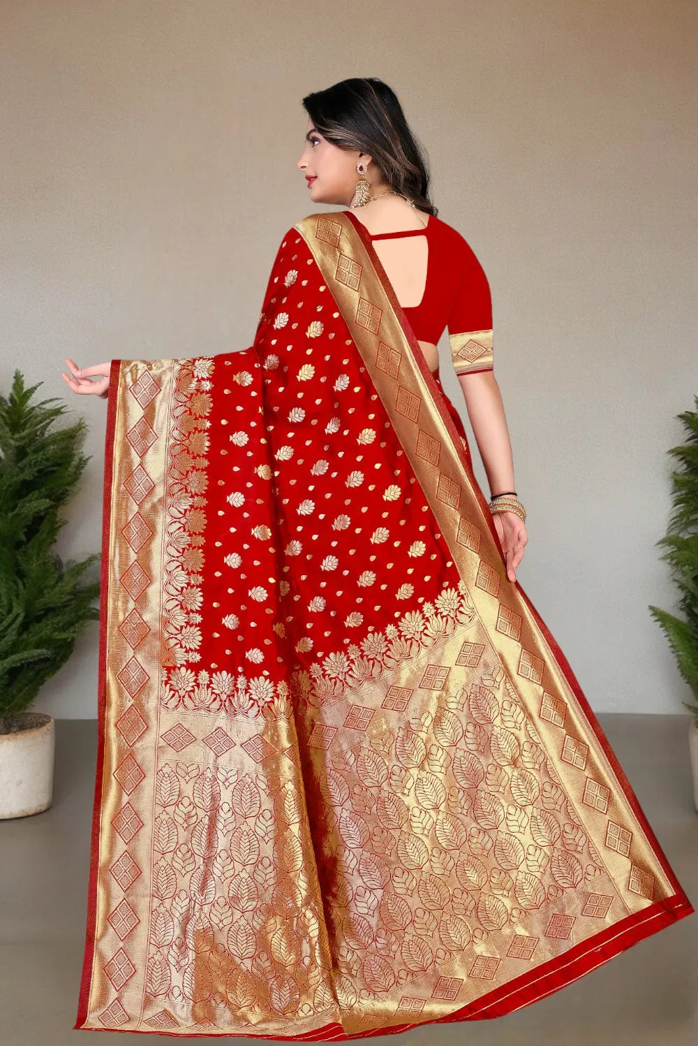 Pionex Woven Kanjivaram Jacquard Pure Silk Saree
