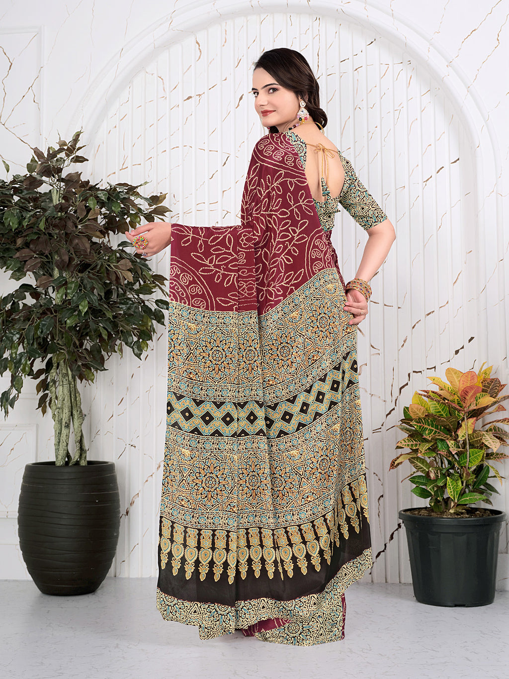 Abstract Printed Pure Crepe Silk Saree