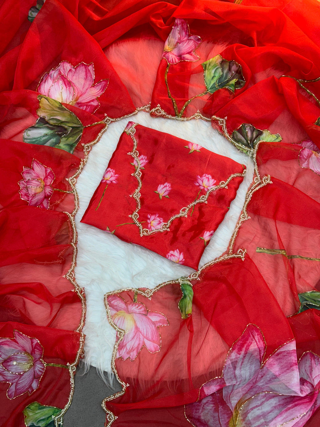 Elegant Floral Tabi Organza Saree with Exquisite Cut Dana Hand Work