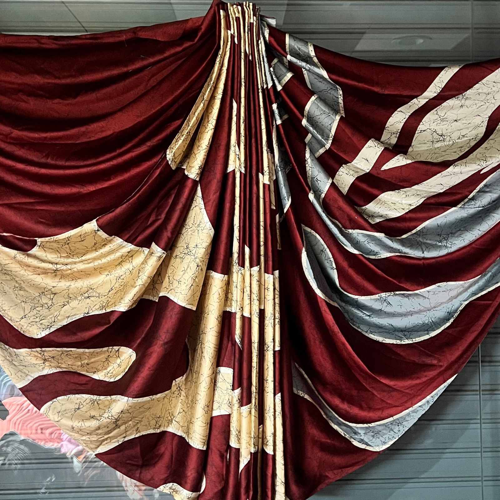 Premium Satin Silk Abstract Print Saree with Designer Pallu