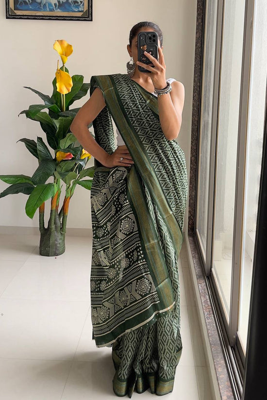 Bandhni Printed Elegance Mulmul Cotton Zari Border Saree